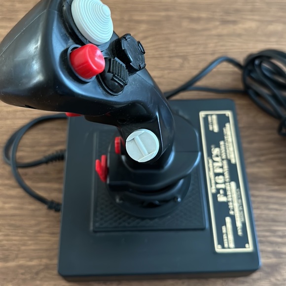 Thrustmaster F-16 FLCS - Picture 8 of 8